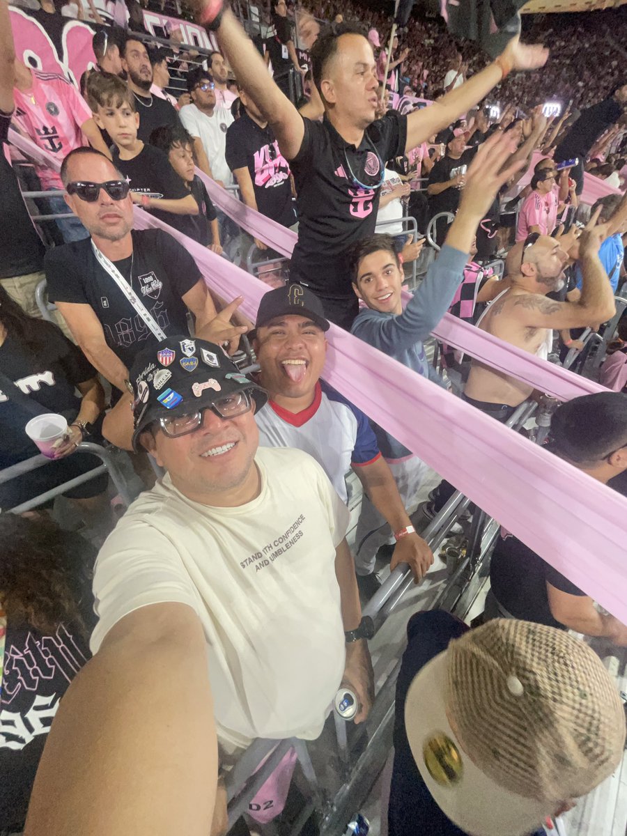 Rafael Arevalo Herrera (Tata Dj) tweet media