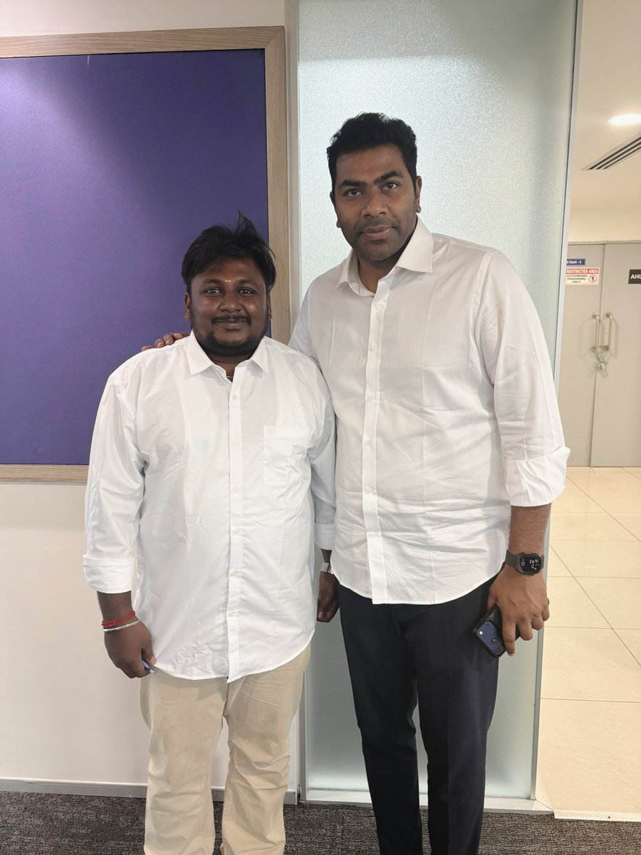 pughazh58's tweet photo. வில்லிவாக்கத்தின் விடிவெள்ளி 💥

இனிய பிறந்த நாள் வாழ்த்துக்கள் அண்ணா @AadhavArjuna ♥️

#HBDAadhavArjuna https://t.co/an1VljQGX7