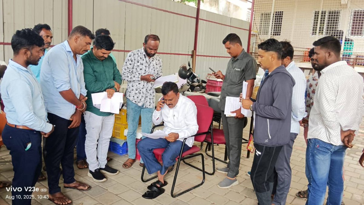 ಇಂದು‌ ನನ್ನ ಕಚೇರಿಯಲ್ಲಿ ಜನತಾ ದರ್ಶನ‌ ನಡೆಸಿ ಜನರ ಸಮಸ್ಯೆಗಳನ್ನು ಆಲಿಸಿದೆ.