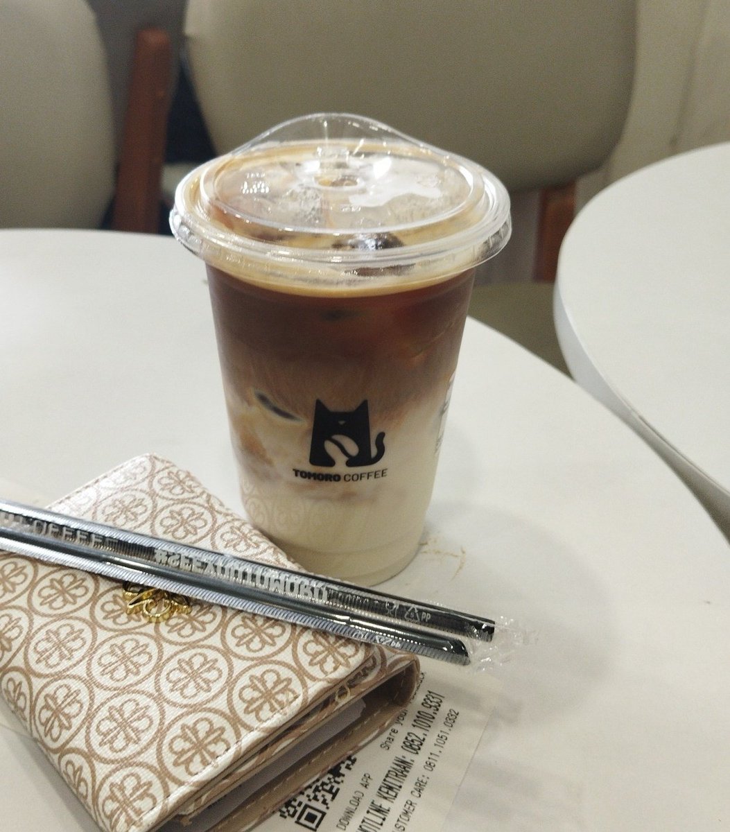 sarah ayu tweet media