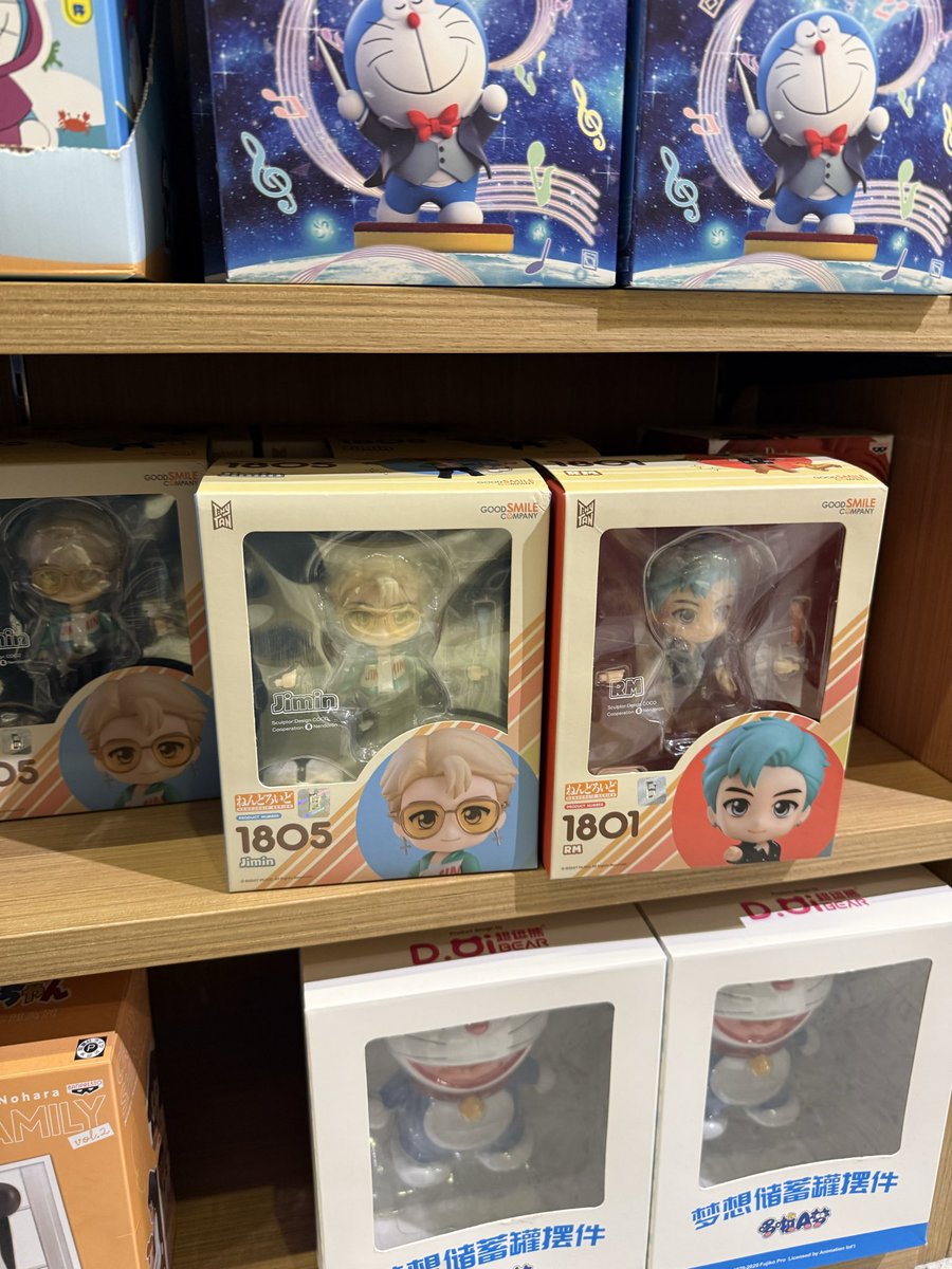 ab ⁷ IS SEEING BTS!! tweet media