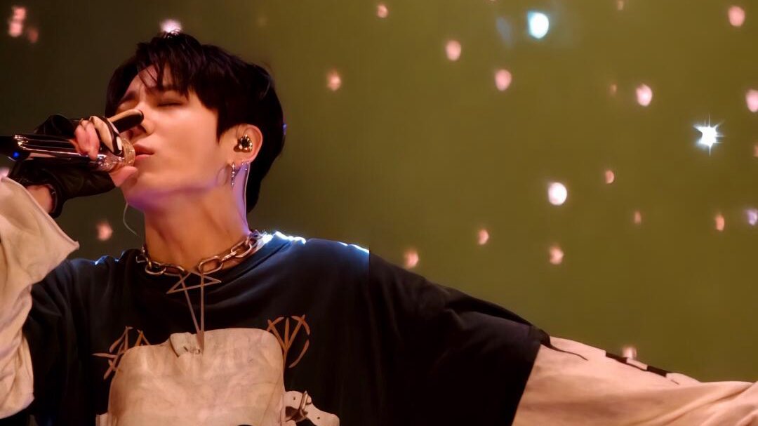 jungkook tweet media