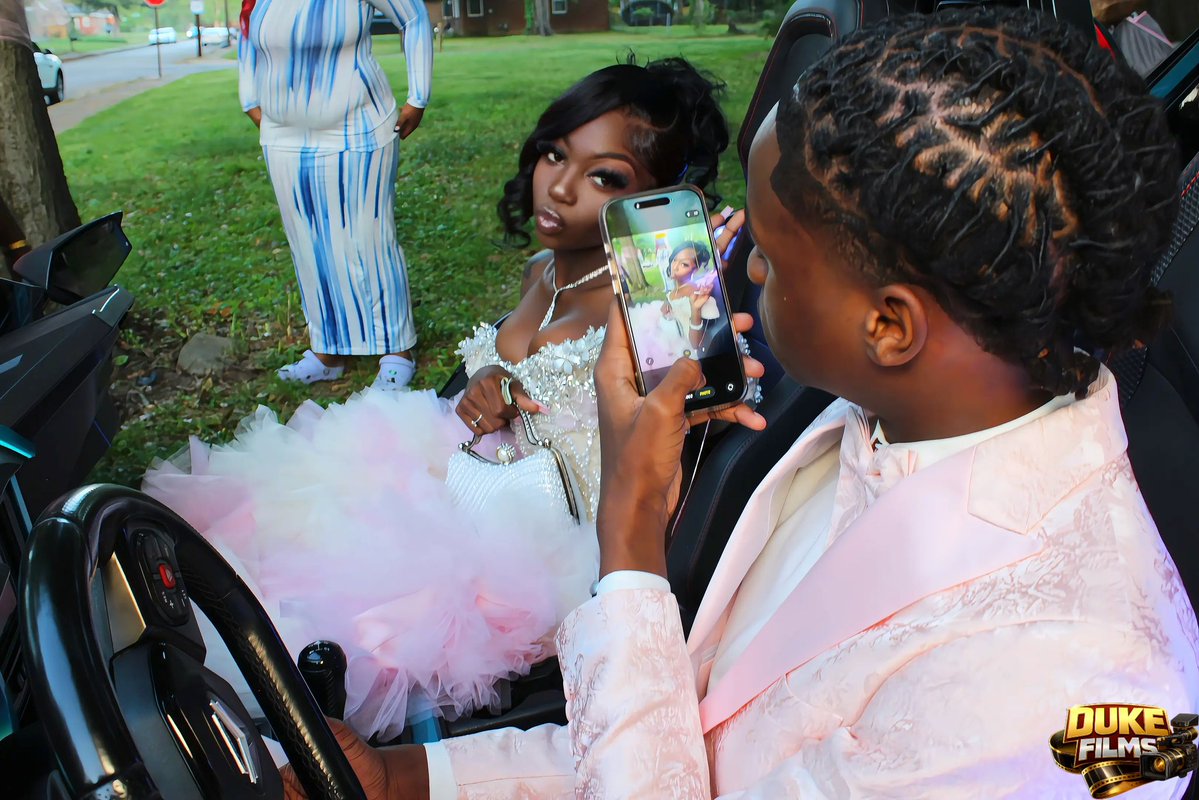 MRLIVESHITONLY📸🔥 tweet media