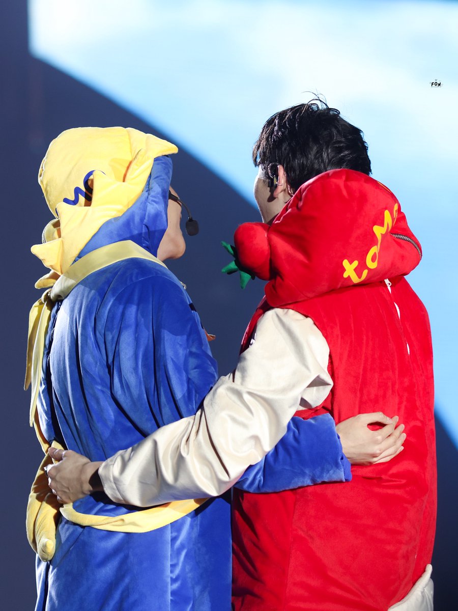 ꜰᴏɴ ◠◦ ॱ◡̈⃝ tweet media