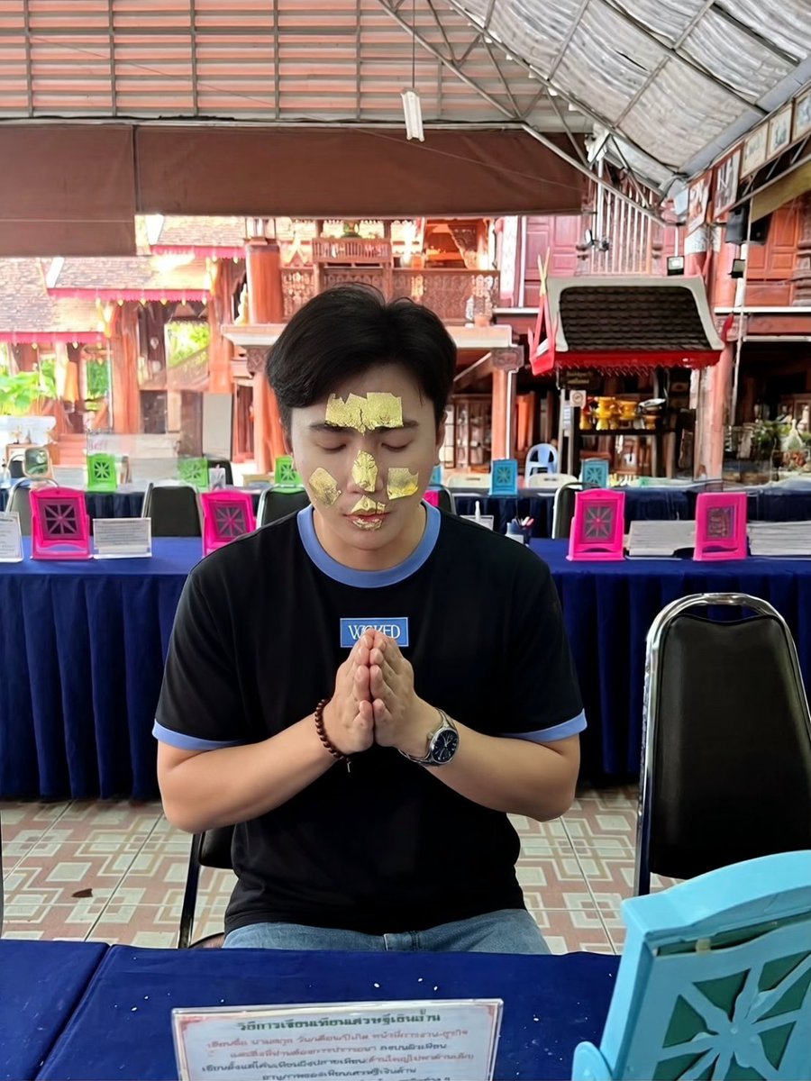 ทำถึงขนาดนี้แล้ว ยังไม่รักไม่หลงอีกหรอ 
#นะหน้าทอง #วัดศรีดอนมูล #สารภี #เชียงใหม่