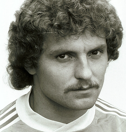 Roman Jašek tweet media