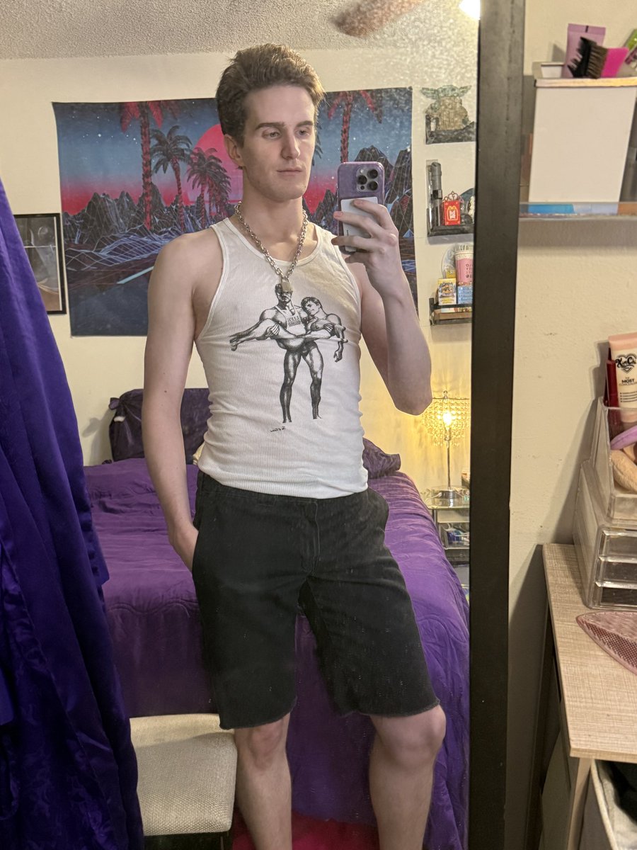 omw to first circuit party fit. how do I look lol