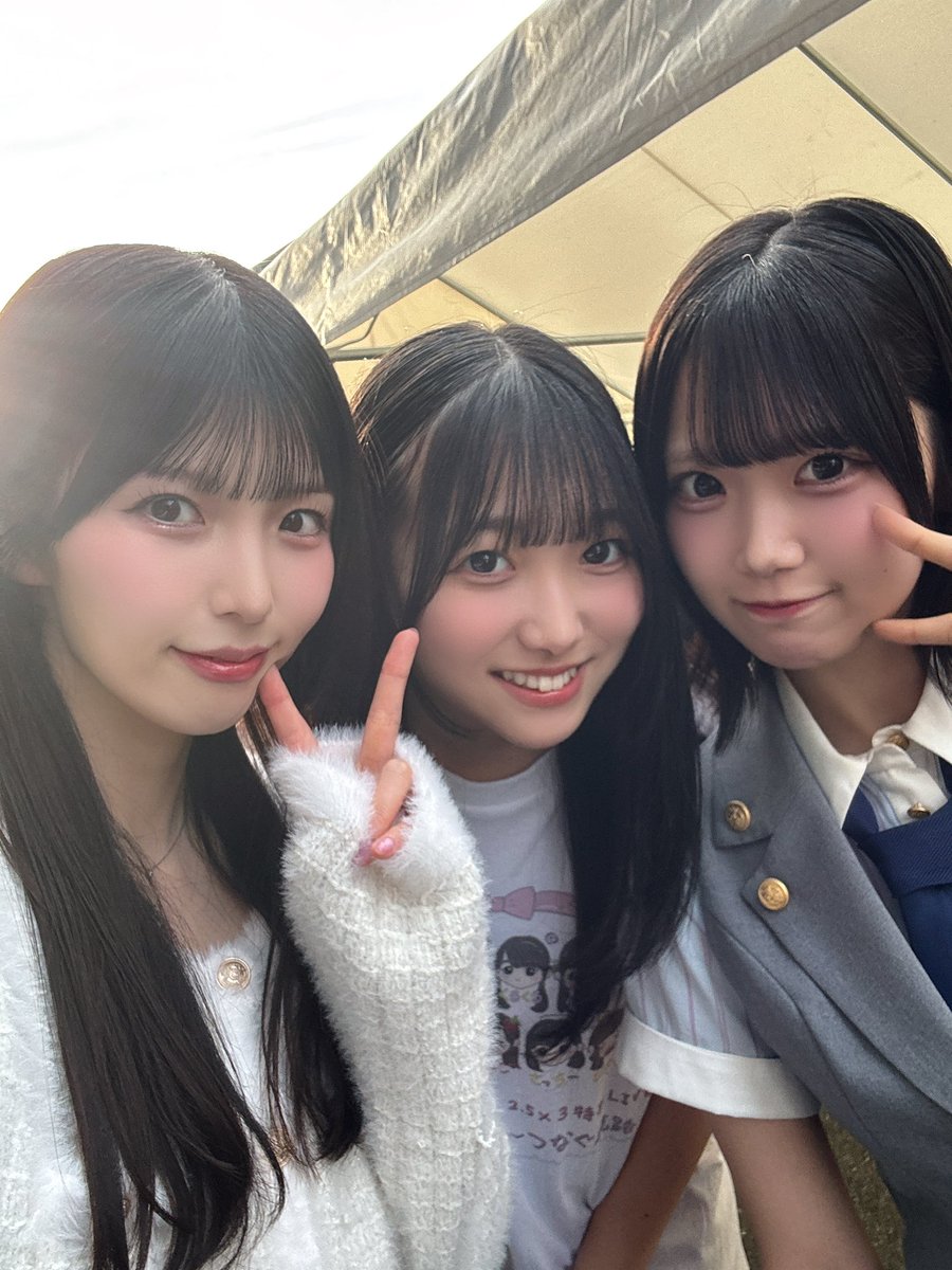 osaki_serika's tweet photo. 課外活動 #MiKER! 公演
今日は原点回帰のストレートヘア、
汗かきには不向きでした🙂↕️
ペンライトや団扇、
コールもとっても嬉しかったよ
たくさんの愛を感じています🎀
ありがとう! https://t.co/ZVEXaeEwEe