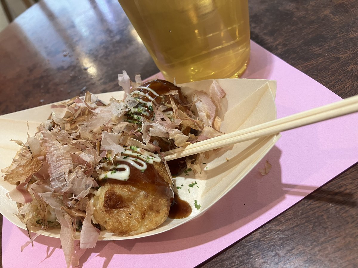 pleon3's tweet photo. 久々のビールセット。750円。^_^ https://t.co/FI0oI06xPI