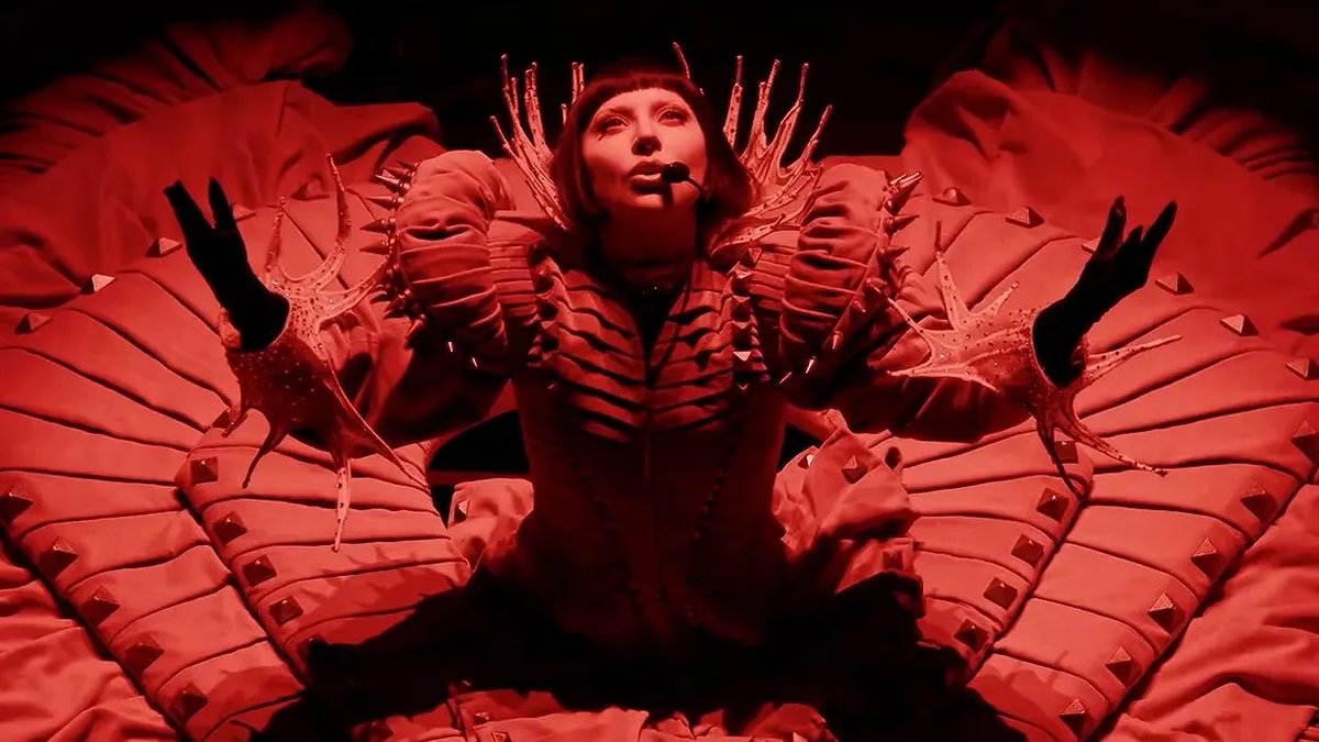 arianators wildin tweet media