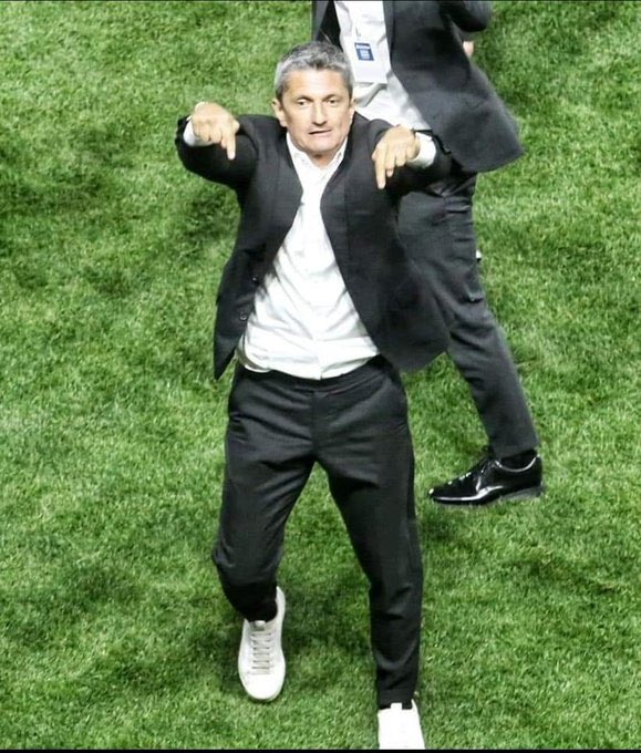 the Philosopher tweet media