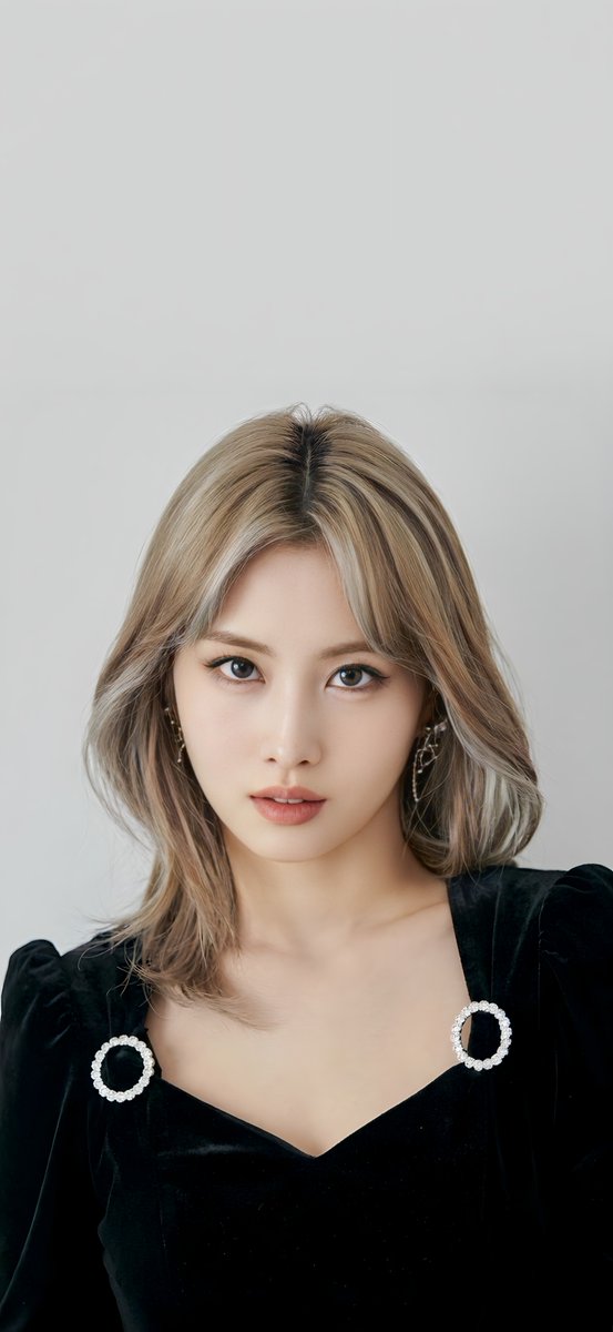 ForeverTwiceOT9's tweet photo. 4th world tour photo card part 2-- Momo.

FULL SCREEN WALLPAPERS.

Go to my Google drive and download 80000 HD Twice photos for free.

#TWICE #트와이스 #ONCE #원스 
#모모 #モモ #もも #平井桃 #MOMO https://t.co/v8vjjoLT1E
