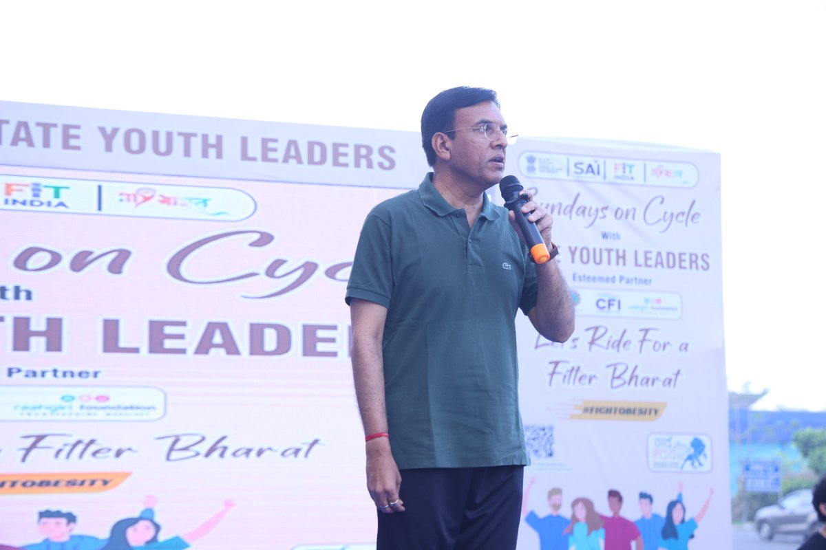 MYBharatHQ's tweet image. Where fitness meets leadership, change begins.

#SundaysOnCycle with Youth Leaders, with the Sports Authority of India at Jawaharlal Nehru Stadium, brought together energy and purpose—graced by Dr. Mansukh Mandaviya, Union Minister of Youth Affairs &amp;amp; Sports.

#MYBharat #FitIndia
