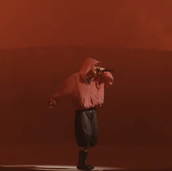 naaza🖤 tweet media