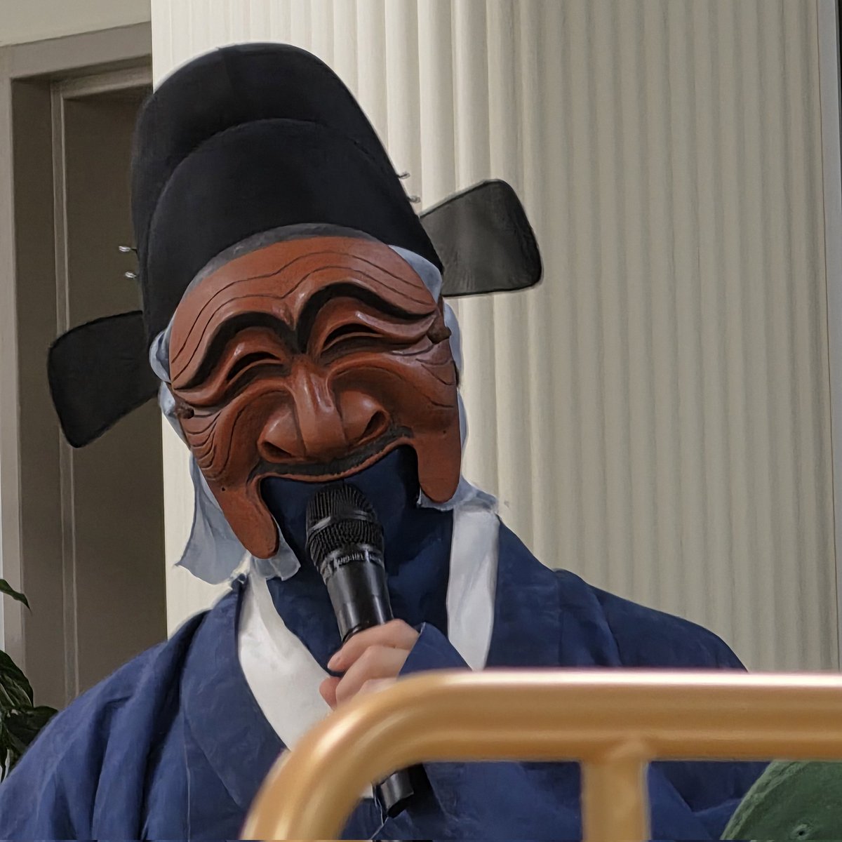 향치광인 tweet media