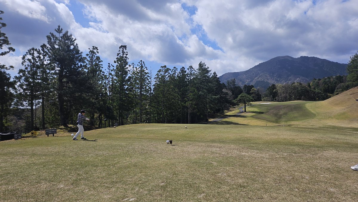 コンバットさん tweet media