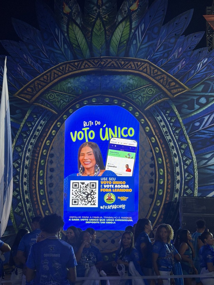 Tá rolando festival e pra entrar tem que dar o voto único no Boneco.

Eu te amo Norte, contem comigo pra tudo 😭

Nos surpreendam amanhã, continuo de cá votando pra ajudar vocês.