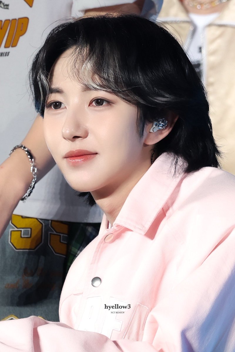 𝐡𝐲𝐞𝐥𝐥𝐨𝐰𝟑 tweet media