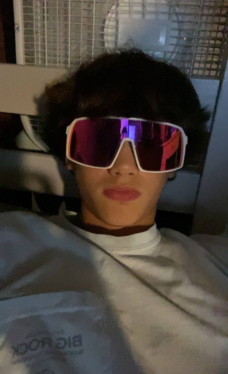 DARLINGBAITS 🏳️‍🌈 tweet media