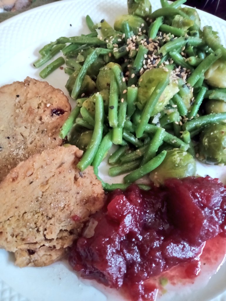 greennomad61's tweet photo. #RealFood 🌱

Sharing some yummy vegan food from last week.

#VeganFood #ItsEasyToEatVegan 
#EndPandemics #EatMorePlants https://t.co/DGyc2XD06k