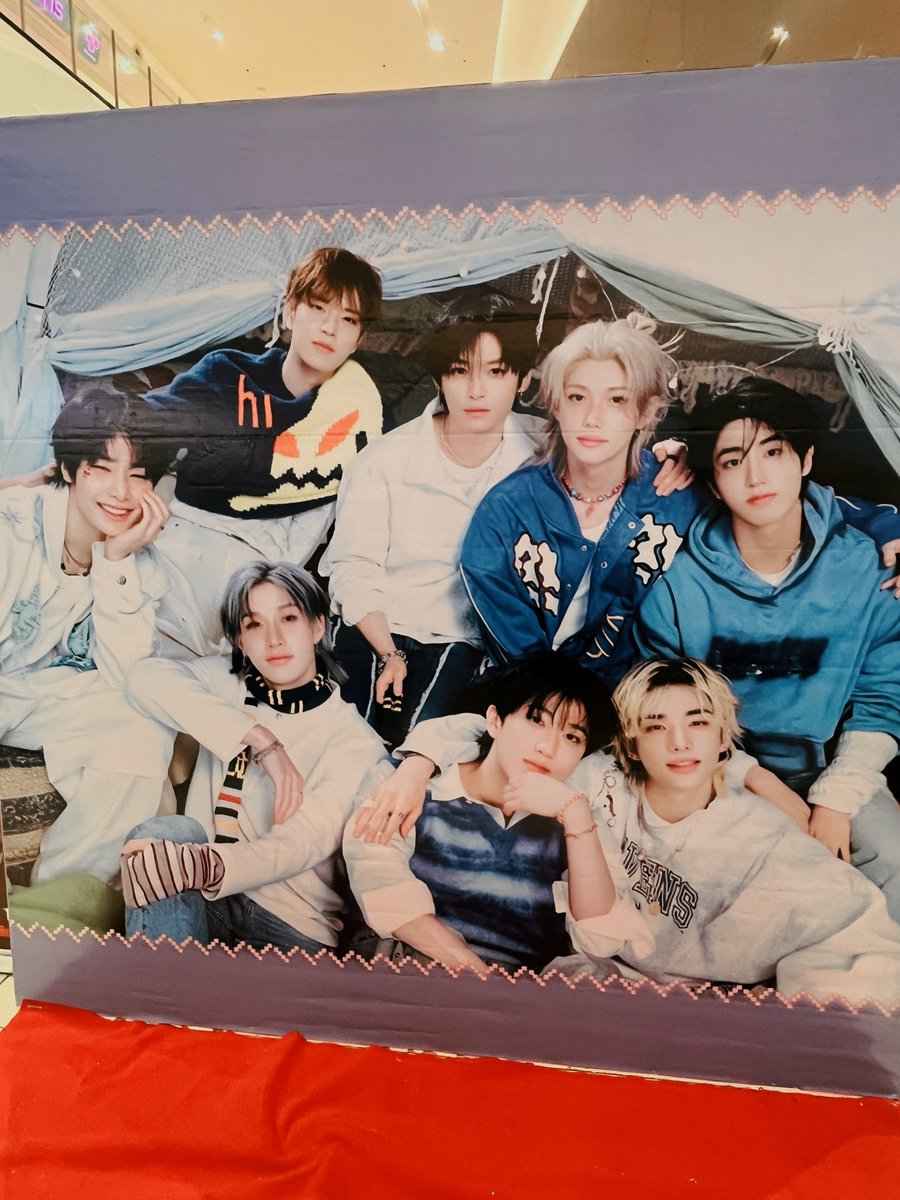 비앙쓰 🐱 tweet media