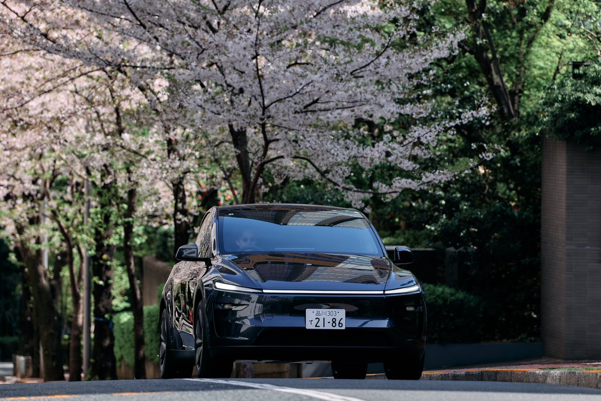 Tesla Japan tweet media
