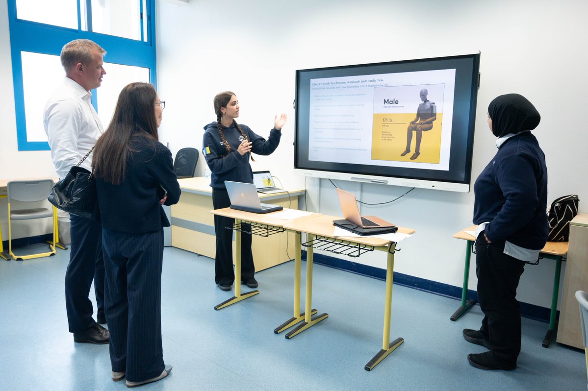 sekqatar's tweet image. Where knowledge meets the real world 💡✨

Grade 11 students brought their #TOK Exhibition to life through real-world connections and big questions. Proud to see our learners think critically, question deeply &amp;amp; communicate with confidence 🌍 #IBDP #TOKExhibition