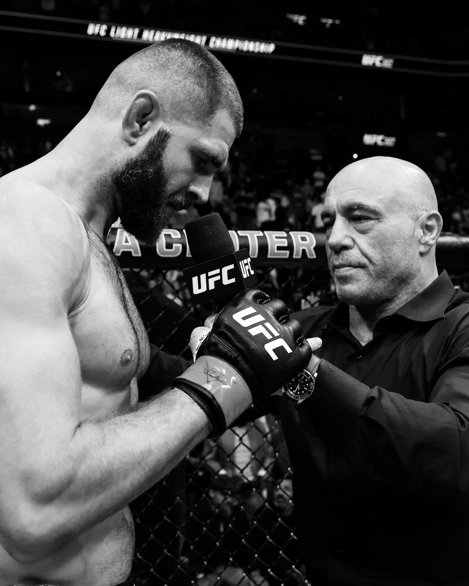 Full Violence ™ tweet media