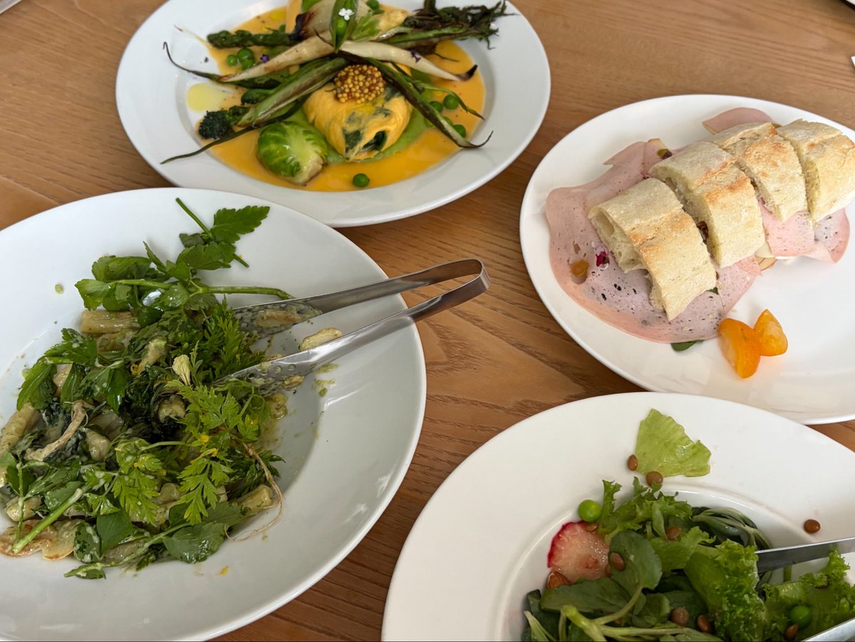 …….!? tweet media