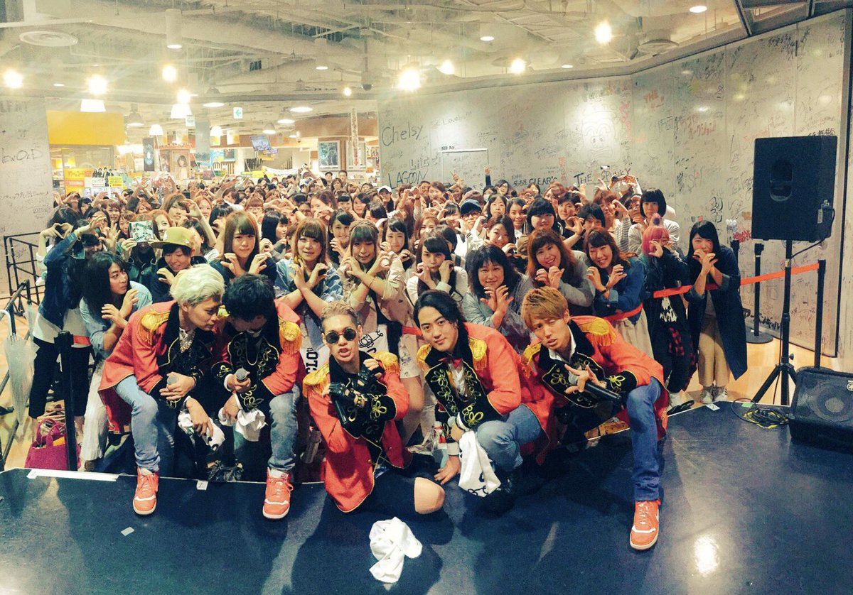 CLOWN'S CROWN 【公式】 tweet media