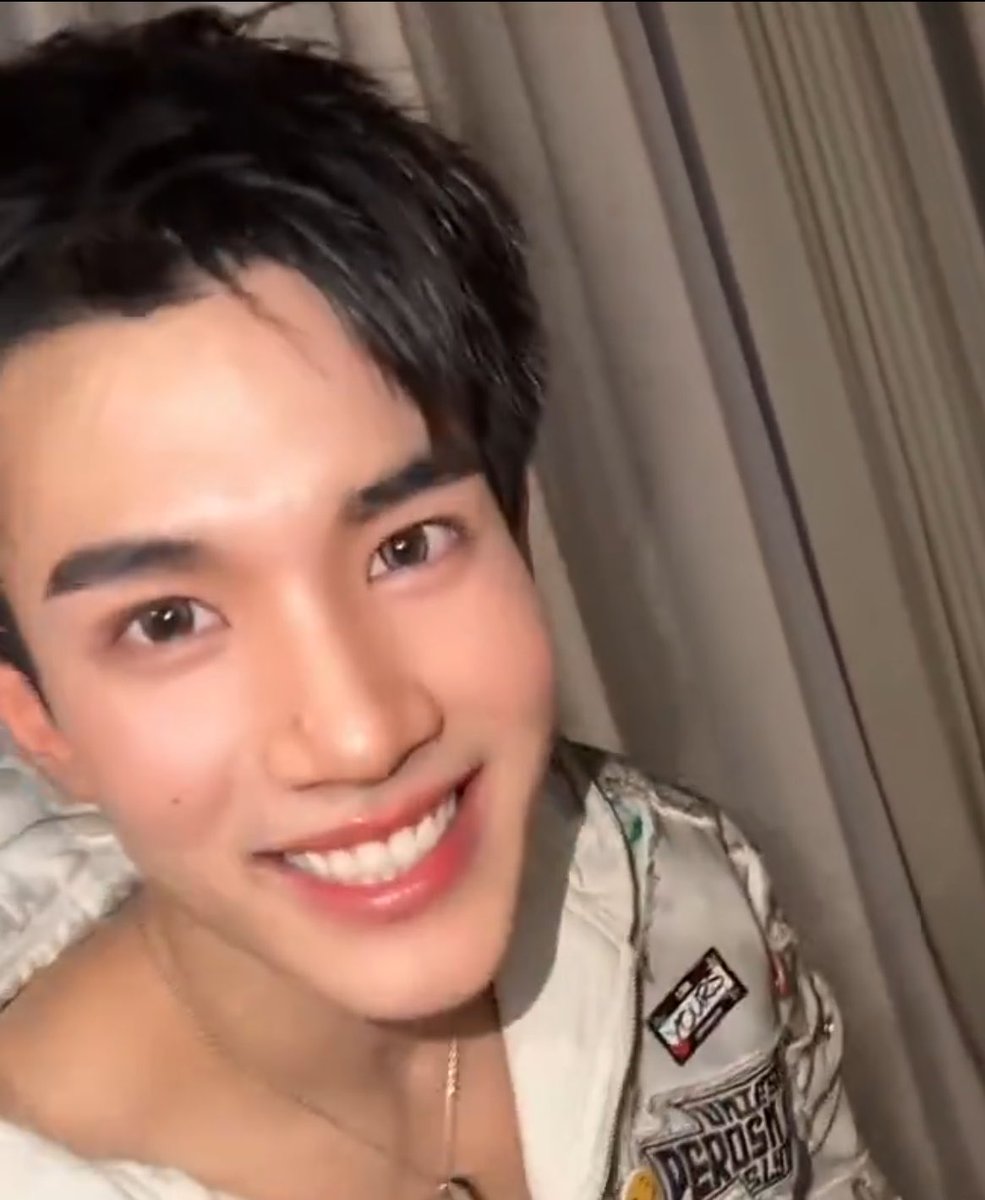 myparadise1821's tweet image. “มาเต้นกันวัยรุ่นติดแบ้วว”

นำทีมแบ๊วโดยคุมเจ้าของเพลงค้าบบบ 5555555555555555 เอ็นดูมากกกก 

@tawattannn 
#อยู่ด้วยกันนะChallenge 
#EverySingleDay_Challenge 
#EverySingleDayFOURTHmv 
#Fourthnattawat #โฟร์ทณัฐวรรธน์