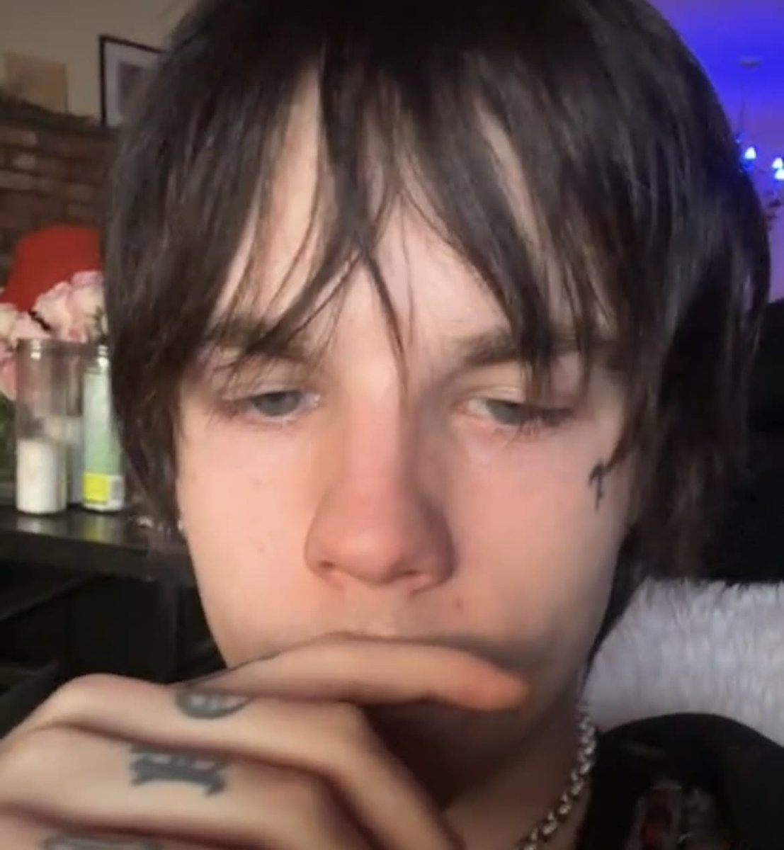 cali 𐕣 tweet media