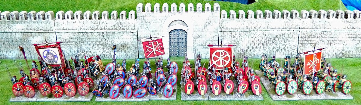 FalseFaceF26236's tweet photo. @DCRBrown_GdeB Just to add to that, I'm desperate to find a game where i can fit these wee fella's in! https://t.co/Yc3sFt1TS1