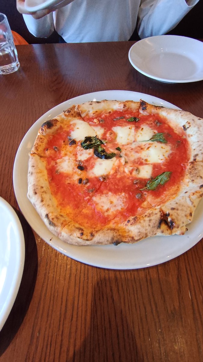 こみや tweet media