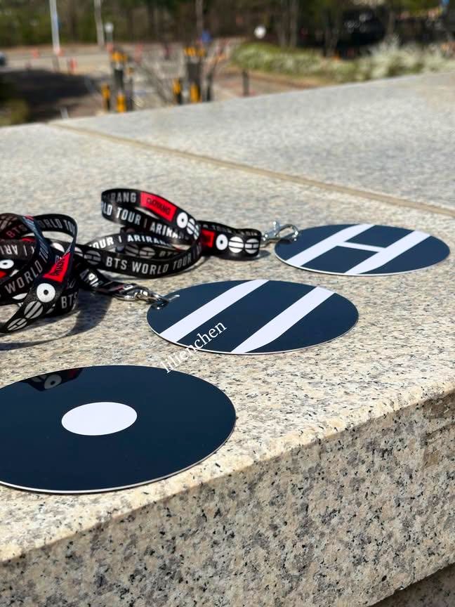 ᴀᴇ ִֶָ ⁷ ⊙⊝⊜ | class on pinned 📌 tweet media