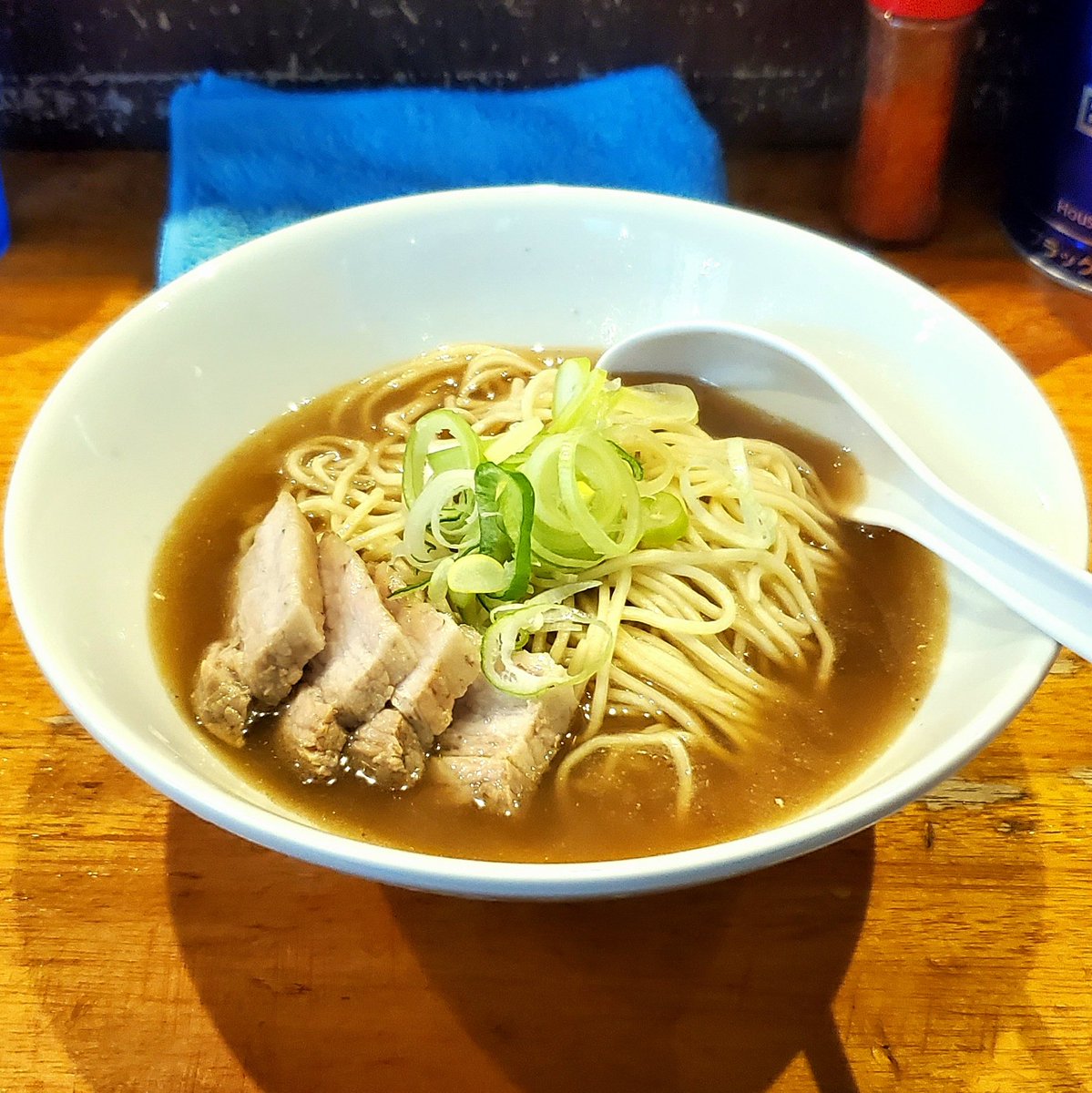 む tweet media