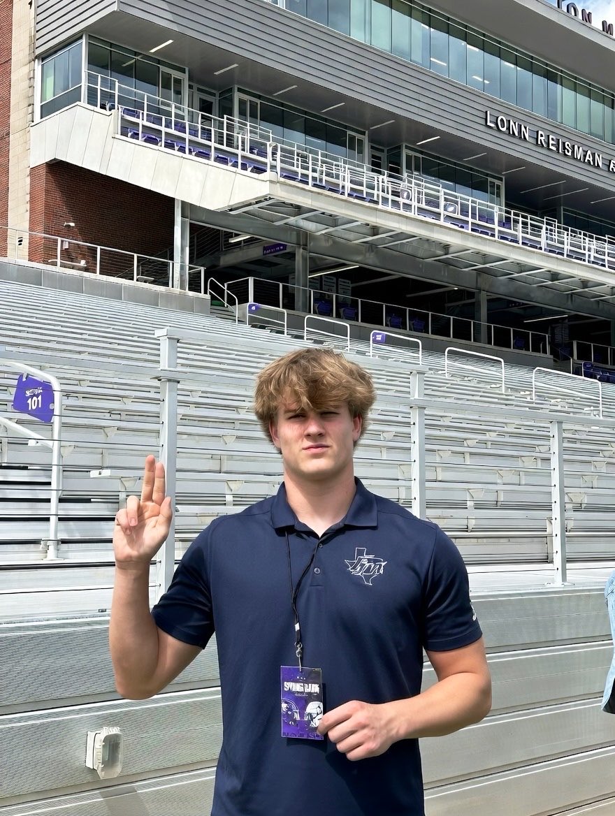 Noah_Gram11's tweet photo. Crazy facility at @TarletonFB couldn’t be more grateful to view the campus and watch the spring game.
@bbasil01 @JagFootball @CoachAphill 
@CoachDJWagner https://t.co/GBBLpgTau9
