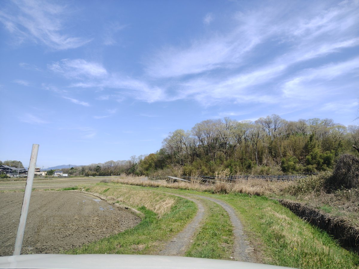 道を間違えたらしい（行けそうなので行くけど）
まあしかし代車で走るような道じゃねえなあ・・・