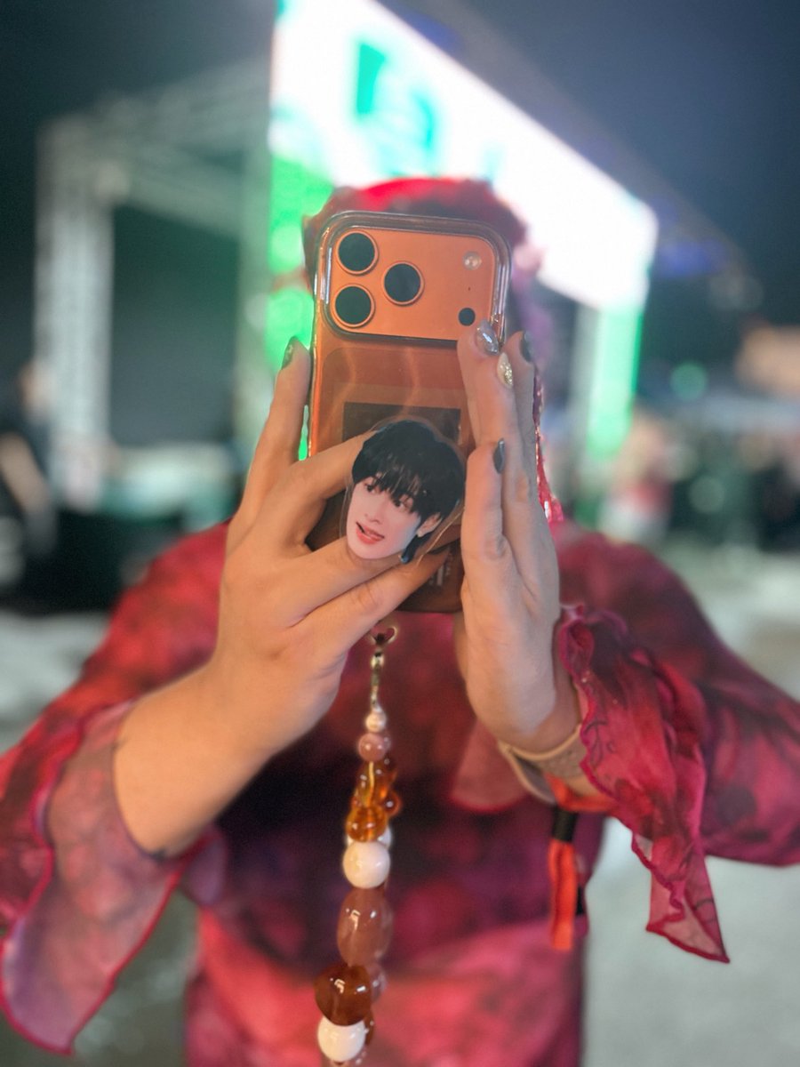 maria ✨ tweet media
