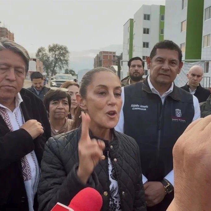 Laura 🌸 tweet media