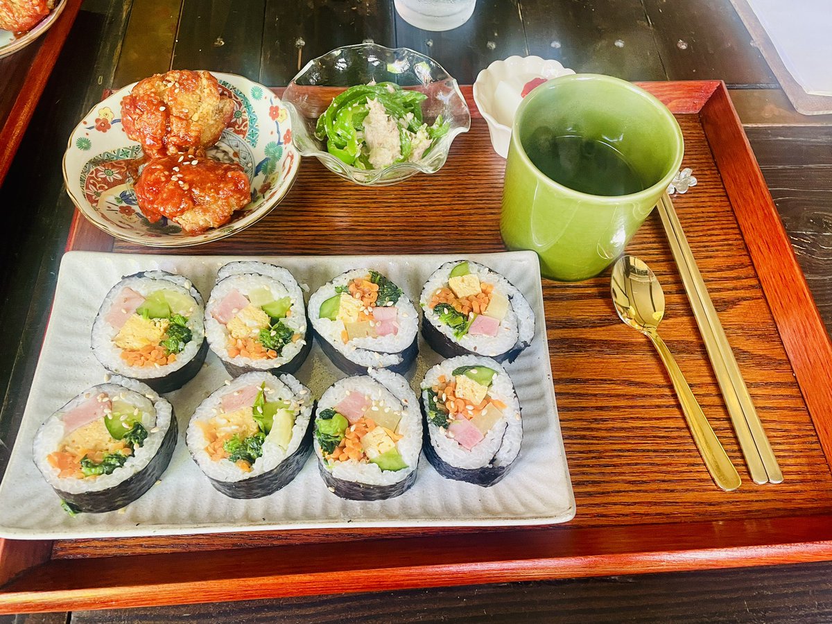 shachi0605's tweet photo. 韓国料理店行ってきた〜 https://t.co/bxgko2rfb5