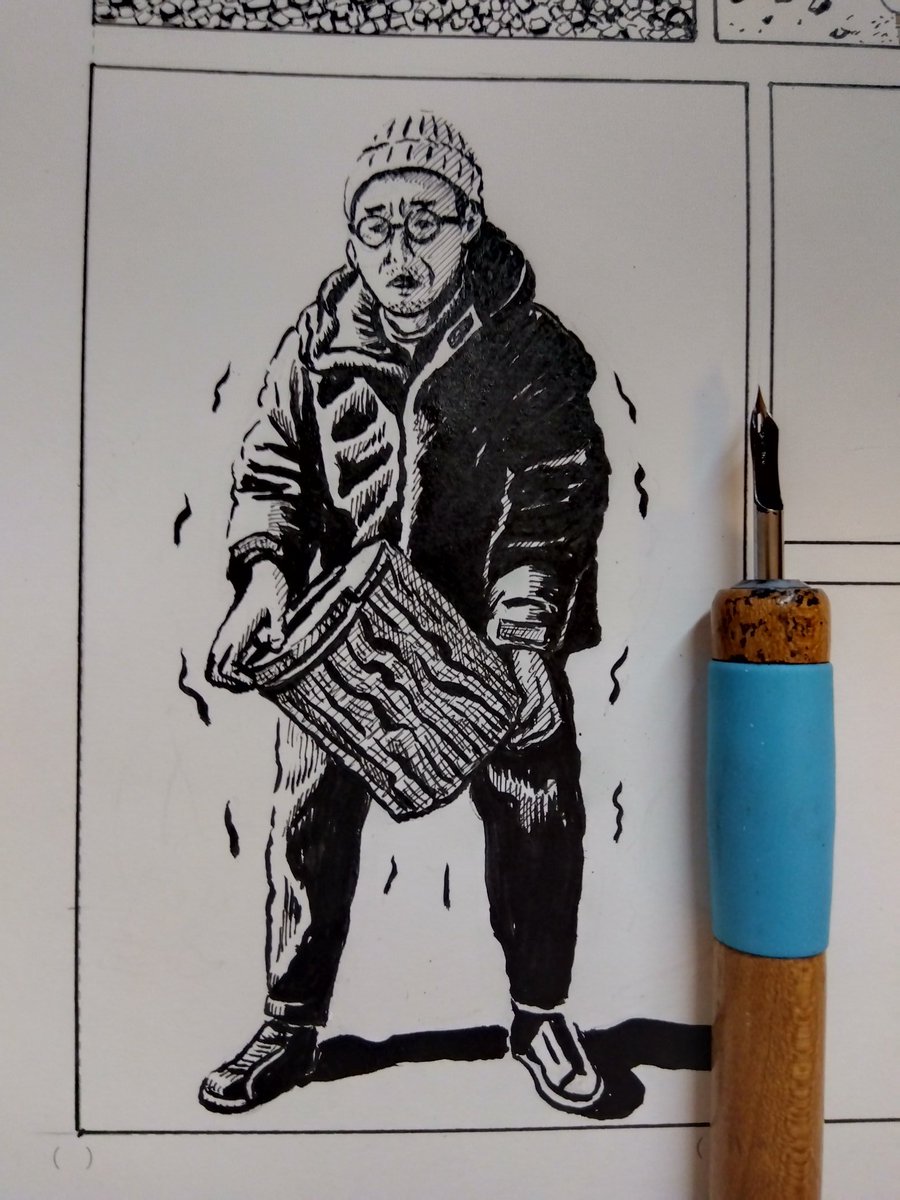 漫画、少しずつ描いています。