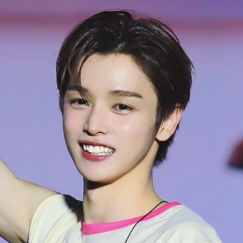 mabbiiahluen's tweet photo. ˚♡🎀 𝓅𝓇𝑒𝓉𝓉𝓎 𝓅𝓇𝒾𝓃𝒸𝑒𝓈𝓈 𓂃 𓈒𓏸👑⋆｡˚ https://t.co/eYuffMvyUF