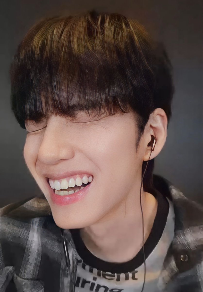 와 오늘 너 무 귀여워 🐴🖤