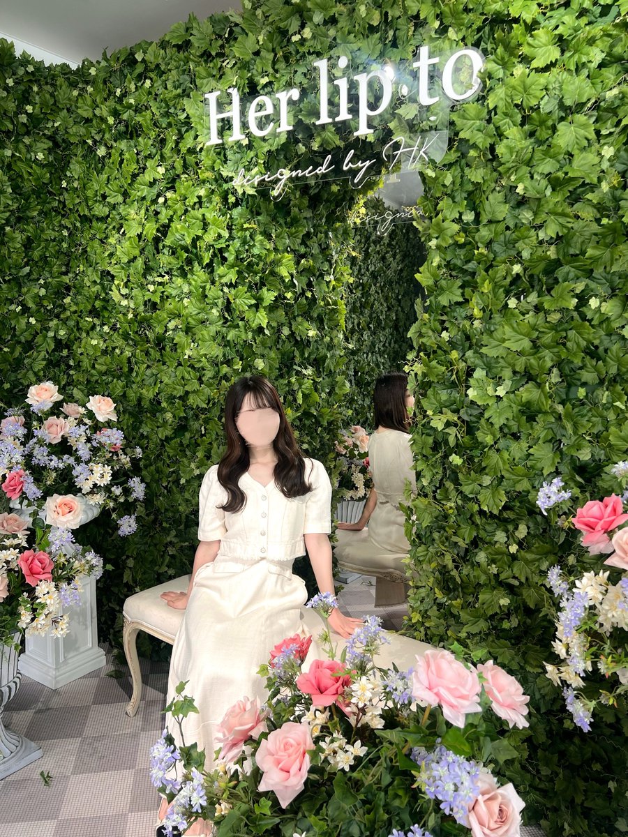 22_machu_'s tweet photo. 𝐿𝐸 𝐽𝐴𝑅𝐷𝐼𝑁 𓂃𓈒𓏸 💐⛲️
- 𝐻𝐸𝑅 𝐿𝐼𝑃 𝑇𝑂 𝑆𝑃𝑅𝐼𝑁𝐺 𝐶𝑂𝐿𝐿𝐸𝐶𝑇𝐼𝑂𝑁 -

大好きな春🤍
今回も素敵な空間で楽しかった₊⊹

みんなが美味しいって言ってたレモネードも美味しかった🍋
イベント時間内で決めきれず悩んでるものもある🥹
早く着ておでかけしたいな➰

#herlipto https://t.co/el9KWoz0ox