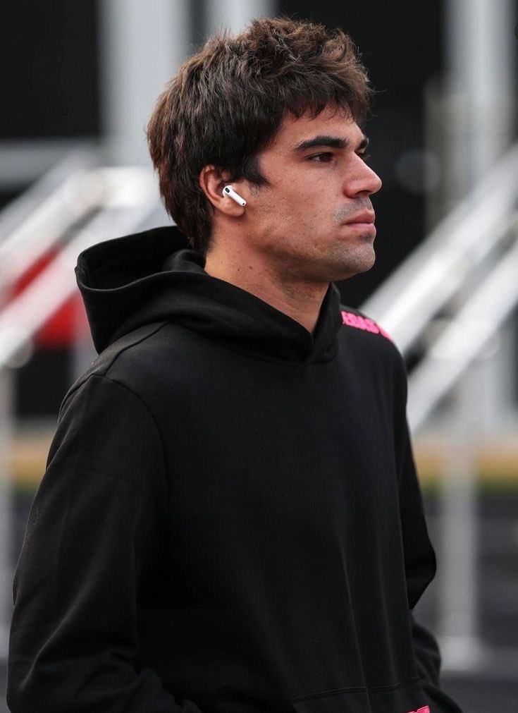 ᯓ★Nessie ¹¹ ¹⁸ ⁰¹ tweet media