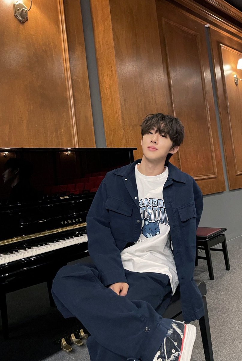ikonttez's tweet photo. @shxx131bi131 D-612 💙
@shxx131bi131 https://t.co/zJzKKGThNP