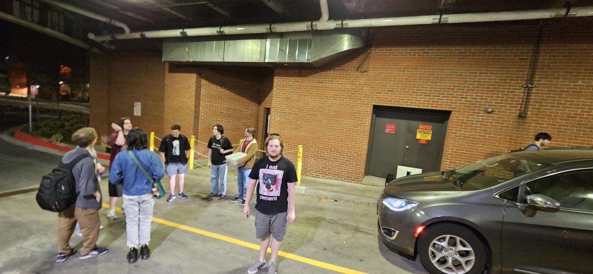 GarretRan_'s tweet photo. Exhausted but so so fulfilled. Thank you so much to everyone who comes out and believes in what is happening here. I hope I see you at the next one https://t.co/wKjEJRCedZ