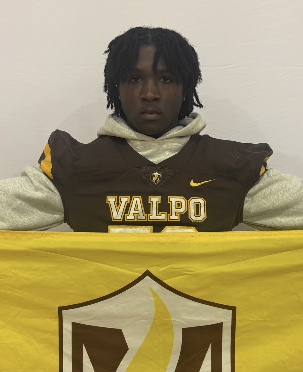 BookofElijahh's tweet photo. Thank you @CoachWaddle and @valpoufootball @valpo_huddle for a great Junior Day Visit and checking out the facilities. Great environment and looking forward to the Prospect Camp later this year. Will be back for a game as well.

@EDGYTIM @MeteorFootball @DeepDishFB https://t.co/qpi2ShZfEt