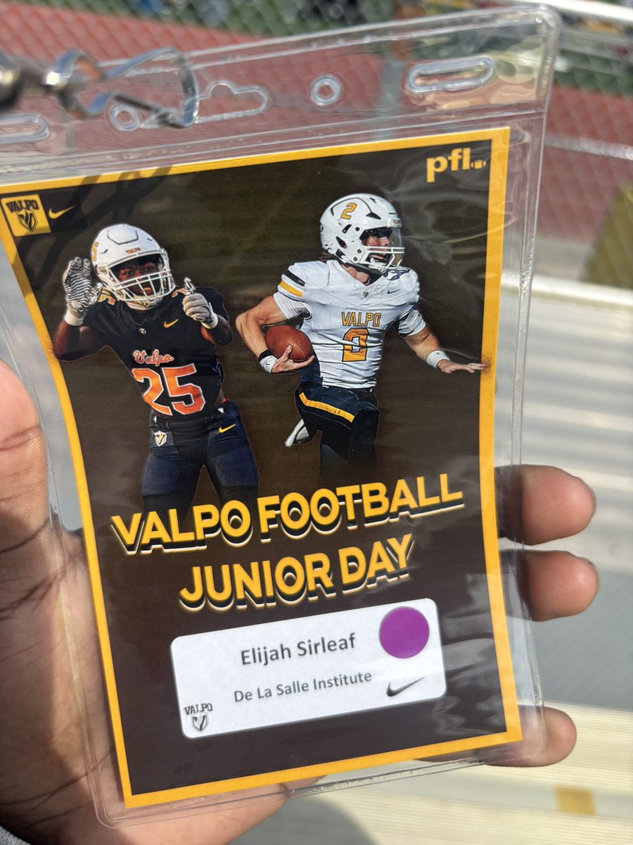 BookofElijahh's tweet photo. Thank you @CoachWaddle and @valpoufootball @valpo_huddle for a great Junior Day Visit and checking out the facilities. Great environment and looking forward to the Prospect Camp later this year. Will be back for a game as well.

@EDGYTIM @MeteorFootball @DeepDishFB https://t.co/qpi2ShZfEt